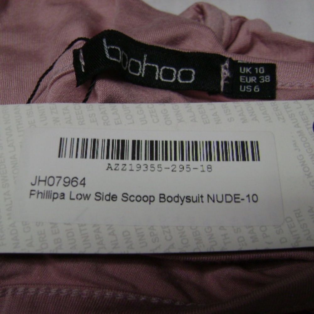 Basic Scoop Bodysuit with Low Sides - Picture 4 of 5